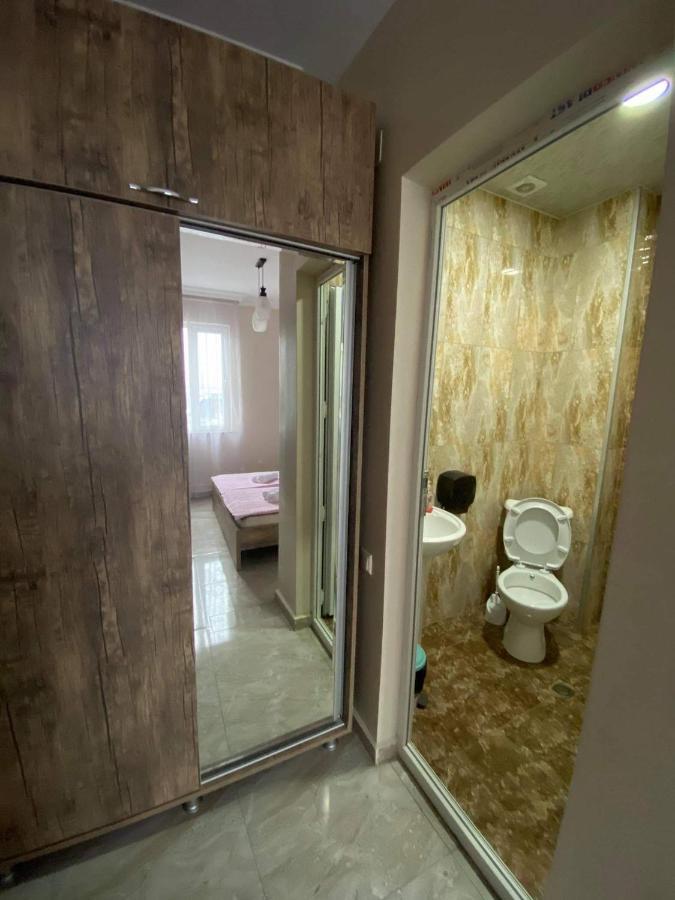 Family Hotel Batumi Kültér fotó